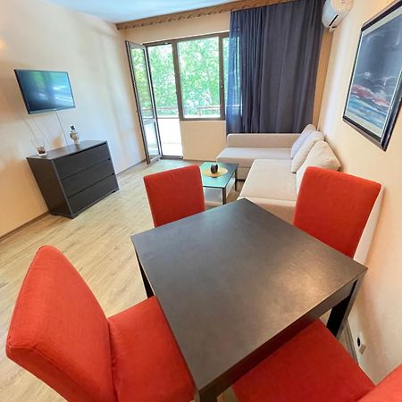 Holiday House Gendar, 切尔诺莫雷茨 外观 照片