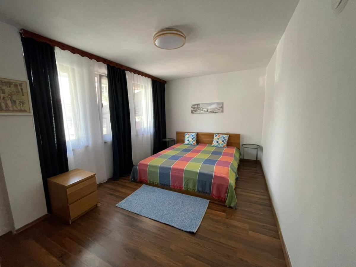 Holiday House Gendar, 切尔诺莫雷茨 外观 照片
