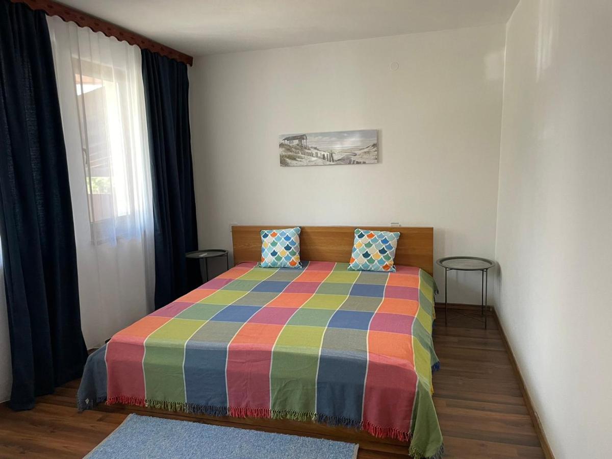 Holiday House Gendar, 切尔诺莫雷茨 外观 照片